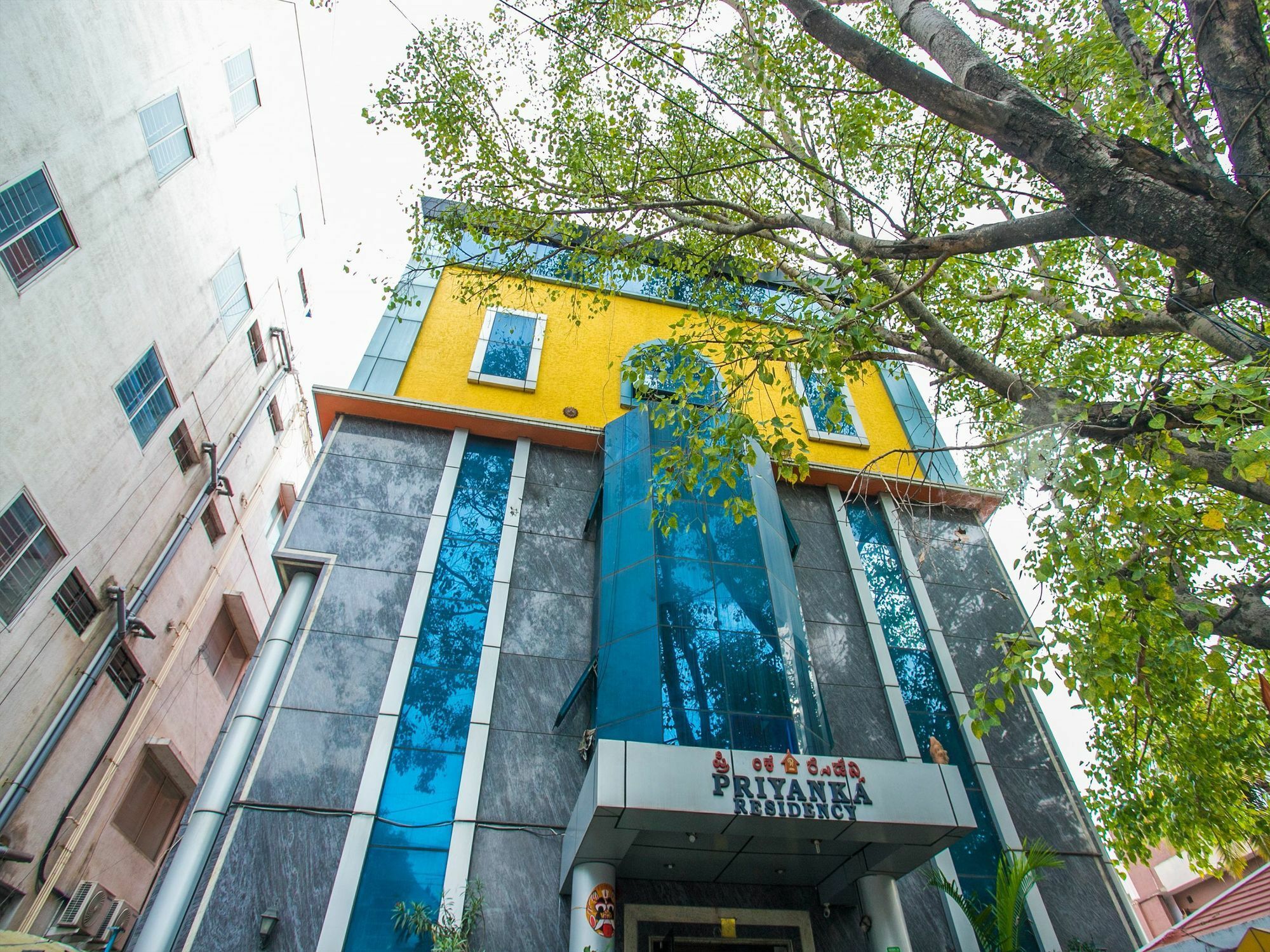Priyanka Residency Hotel Bangalore Eksteriør billede